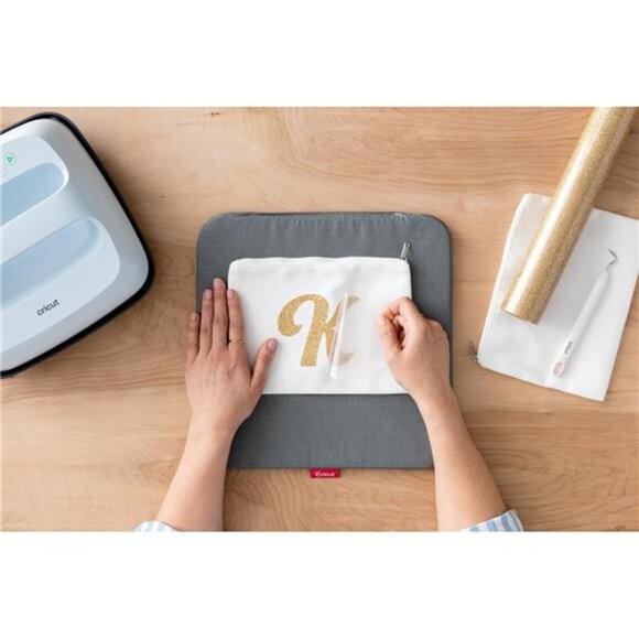 Cricut EasyPress Mat (12" x 12"),Protective Resistant Mat for Heat Press Machine - Picture 5 of 7